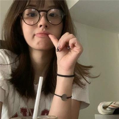 妮娜的一切